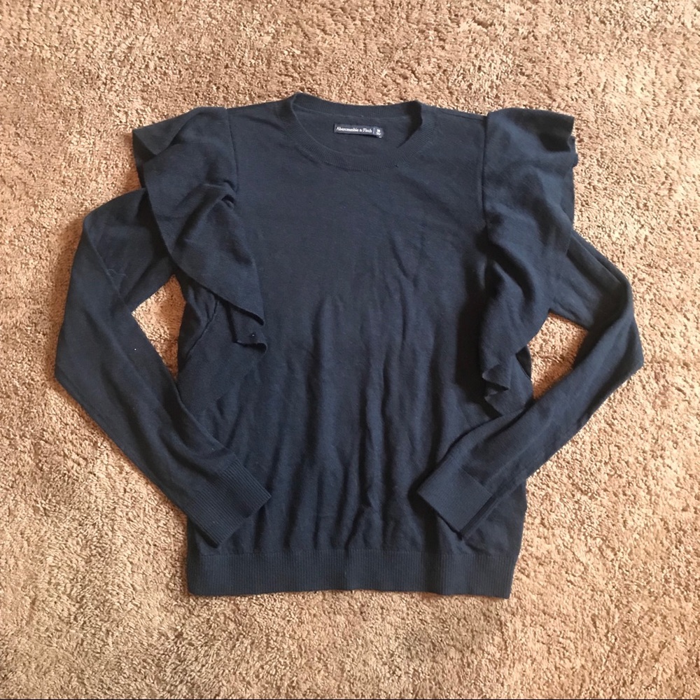 Abercrombie & Fitch sweater. Size medium. Navy.